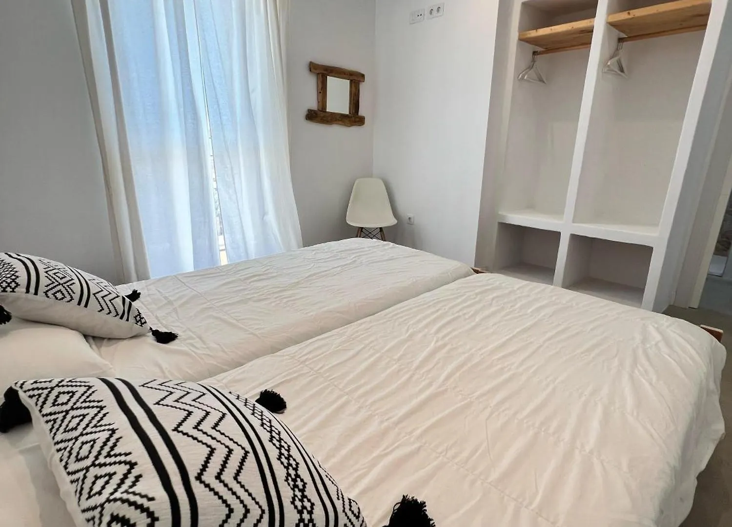 Corralejo Surf House & Surf School 호스텔